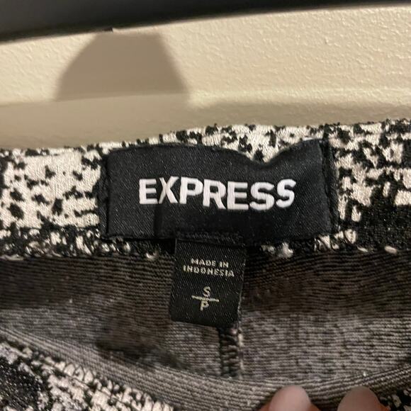 Express Black & White Plaid High Waisted Midi Pencil Skirt Size Small - Picture 2 of 4